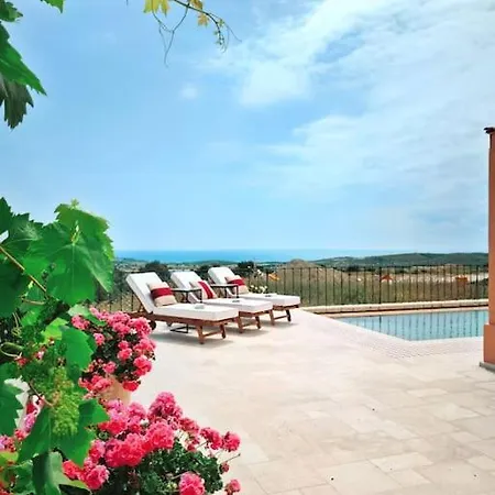 Viento Mansion Pool And Big Garden Cesme